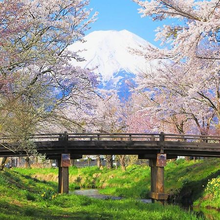 Hatago Sakuraya Yamanakako Dış mekan fotoğraf